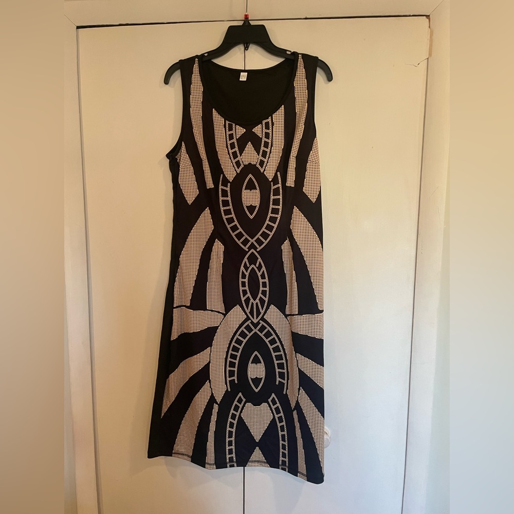 Gold and black summer day dress size large great condition